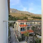 By The Sea Duce, Omis - 4795 두기라트